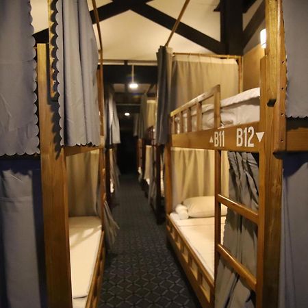 Chanthavong Hostel Луанг Прабанг Екстериор снимка