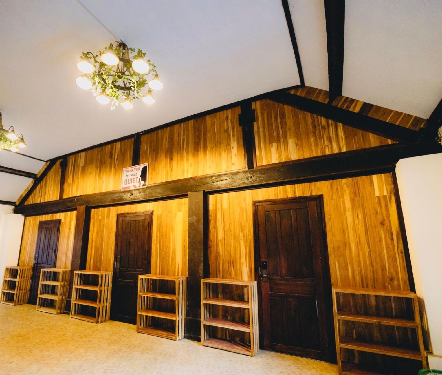 Chanthavong Hostel Луанг Прабанг Екстериор снимка