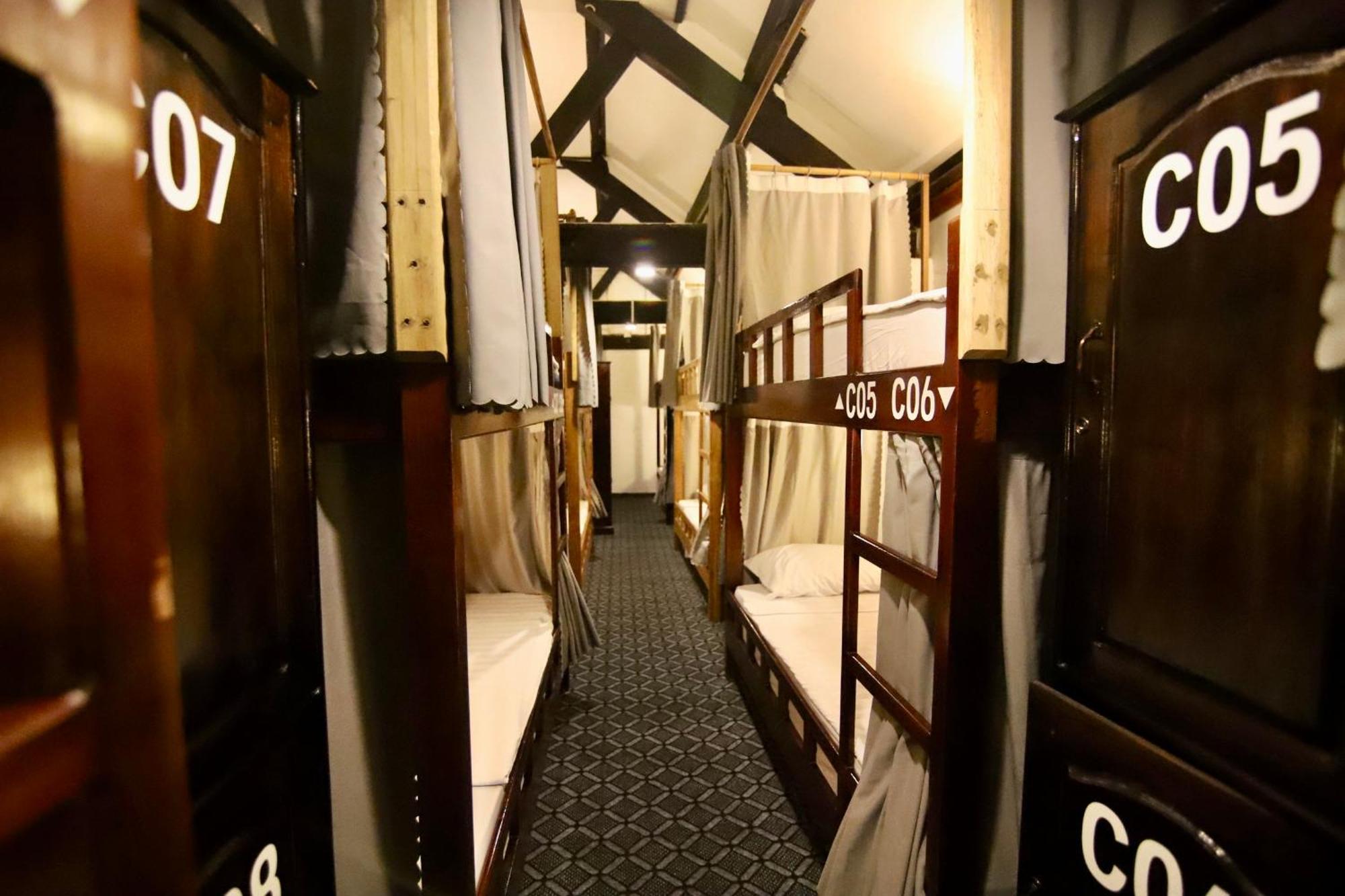 Chanthavong Hostel Луанг Прабанг Екстериор снимка